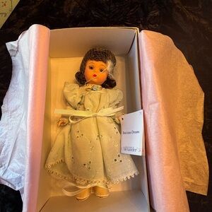 Madame Alexander Vintage “Bed-time Dreams” collectible doll